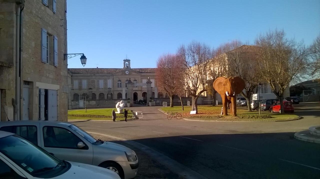 Gite De Claire Lectoure Exterior photo